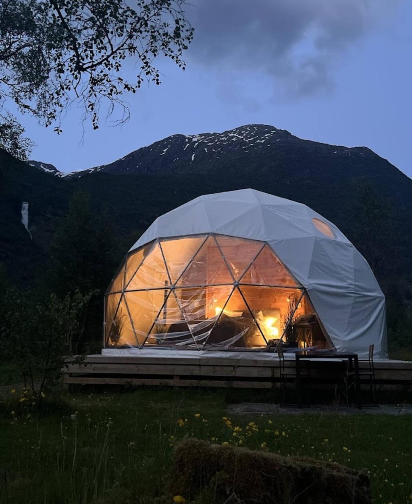 Olden Glamping - One With Nature Стрин Екстериор снимка